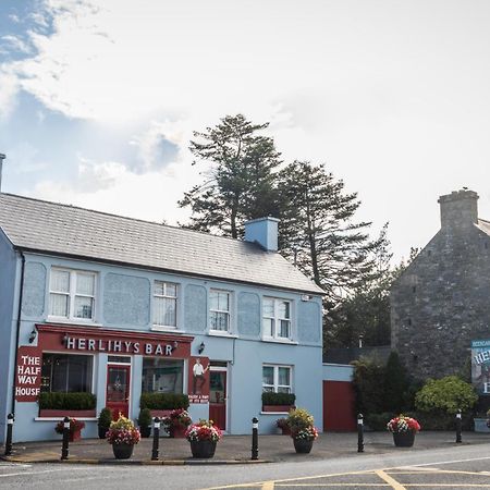 Herlihy'S, Half-Way-House ファランフォー エクステリア 写真