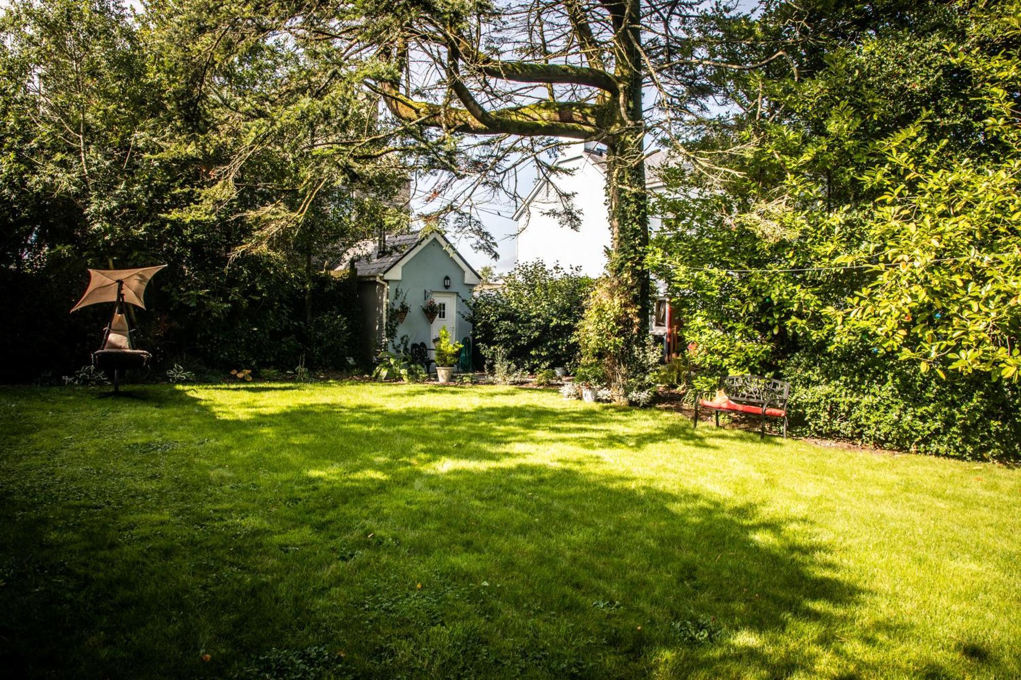 Herlihy'S, Half-Way-House ファランフォー エクステリア 写真